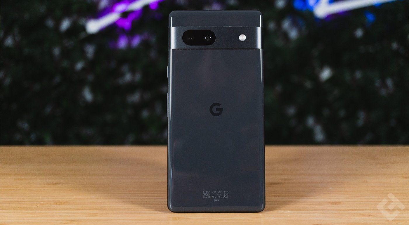 Dos Pixel 7a