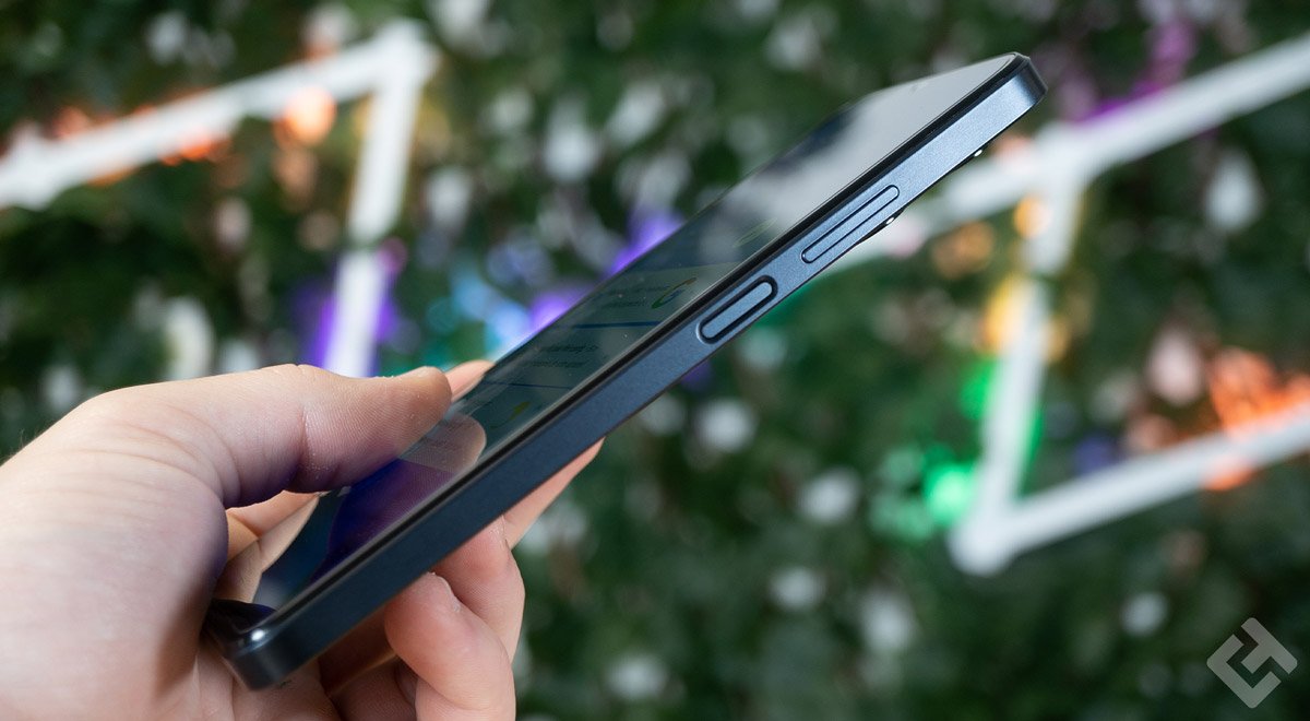tranche droite du realme c33