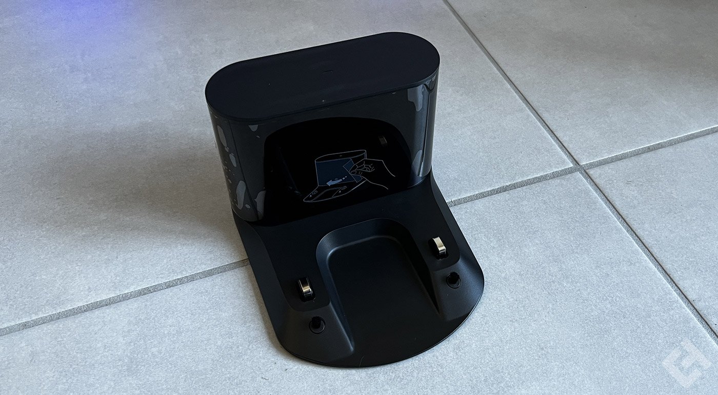 petite base de charge du patins de charge du roborock s7 maxv ultra
