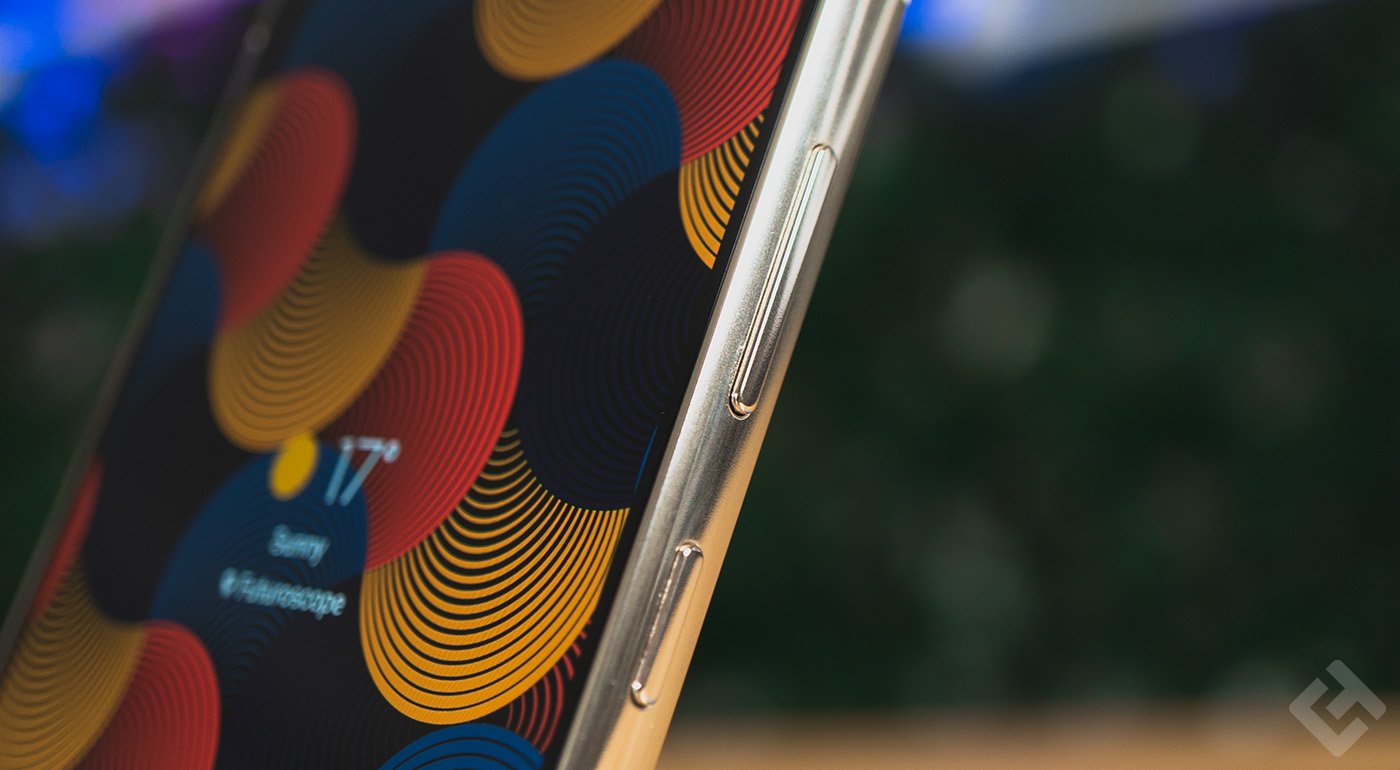 Tranche droite du Samsung Galaxy S23 Plus