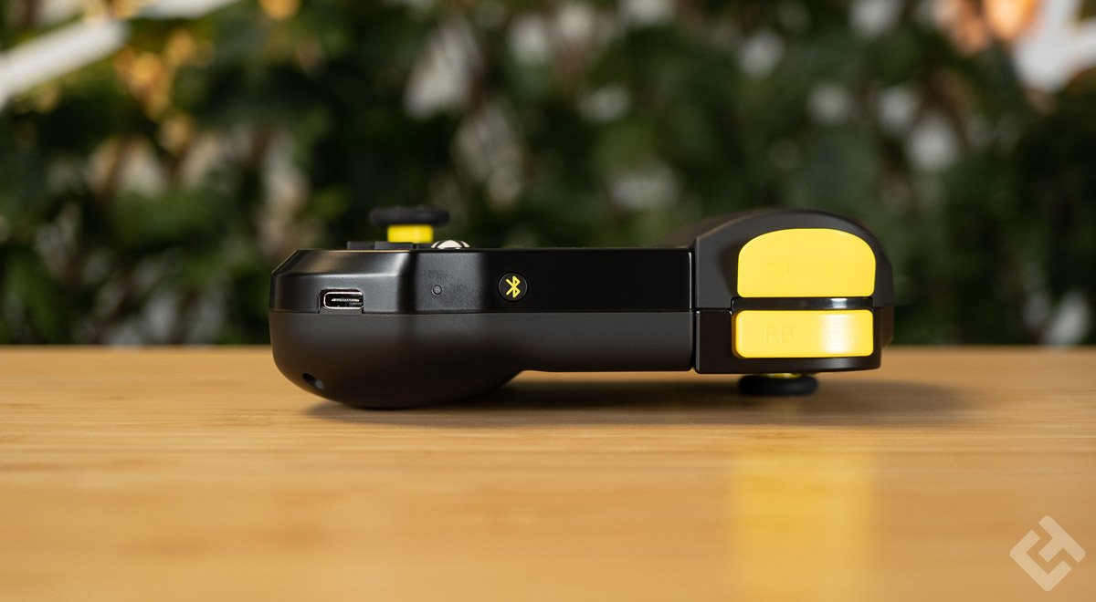 Connectique de la turtle beach atom controller 