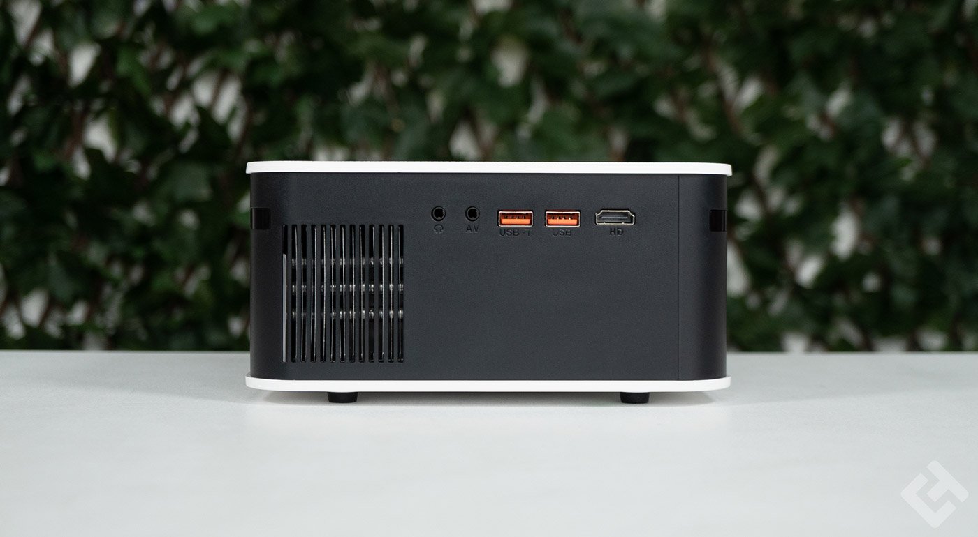 connectiques du Yaber pro v8