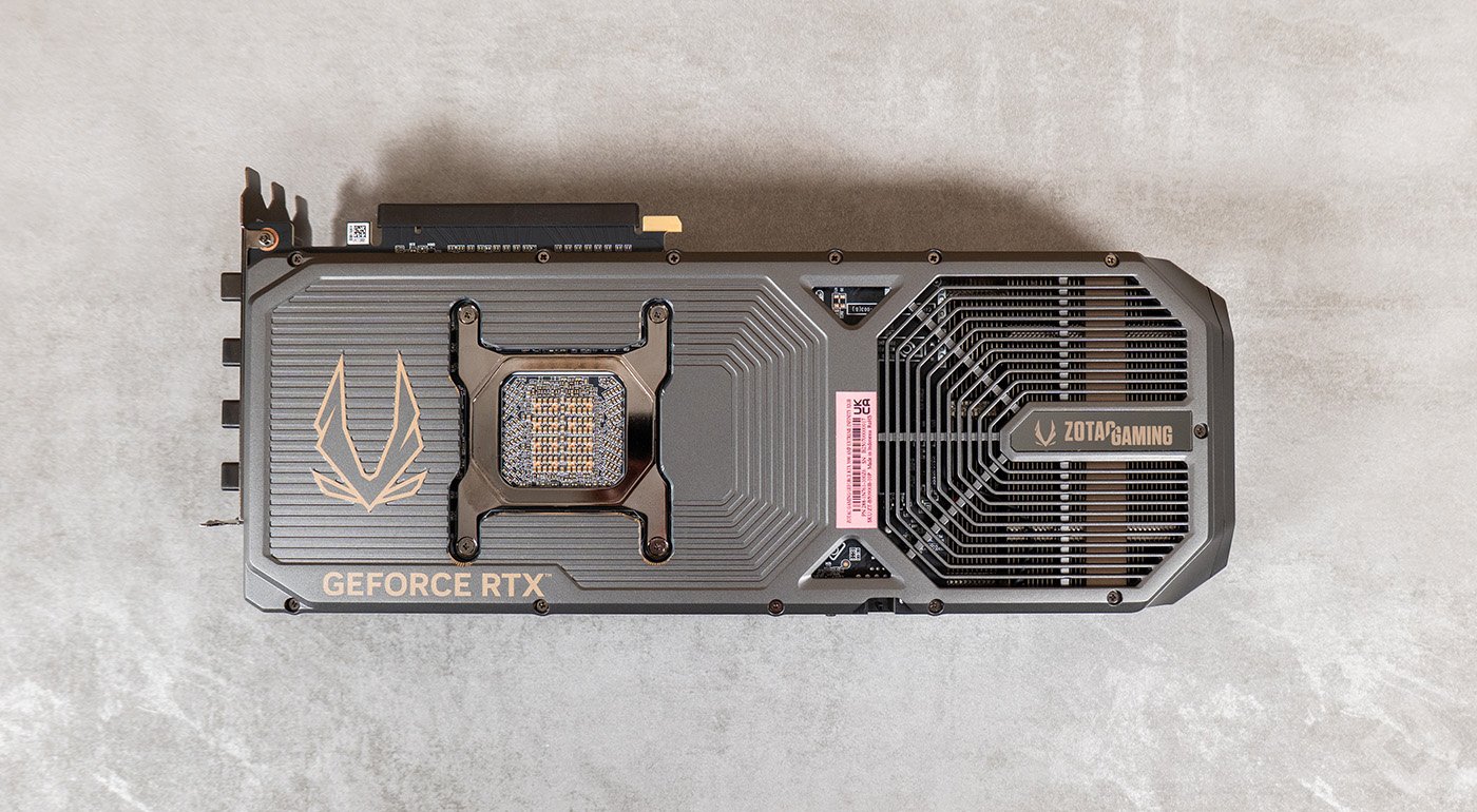 test zotac geforce rtx 5090 amp extreme avis (7)