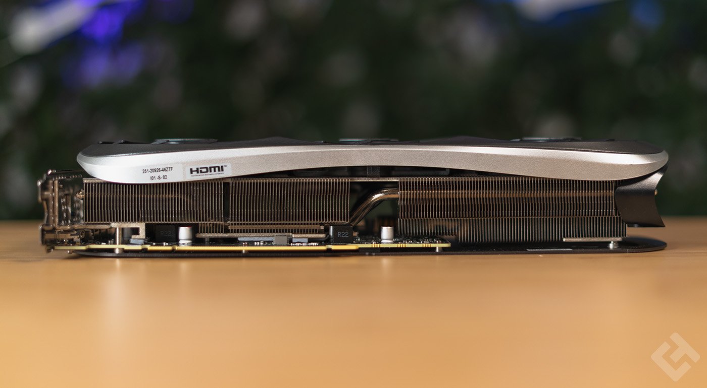 Radiateur dessous Zotac GeForce RTX 4070 Trinity