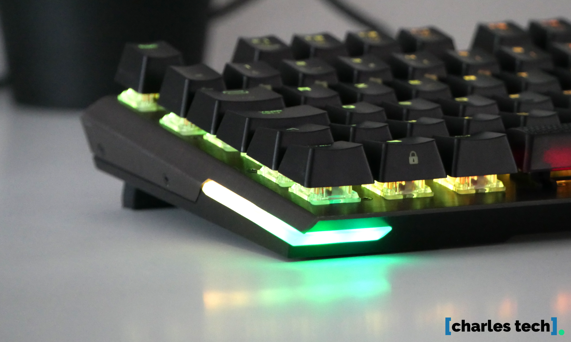 test_msi_vigor_gk_80_charlestech_17