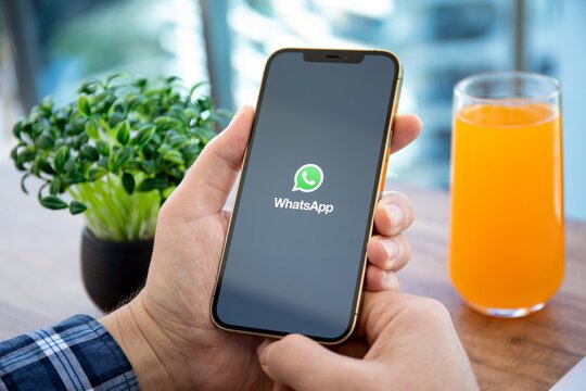 whatsapp ios