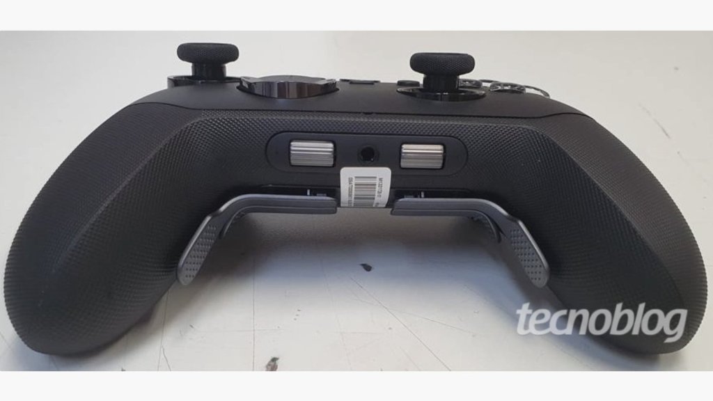 Un régulateur brésilien grille la surprise de Microsoft sur l'Elite Controller 3