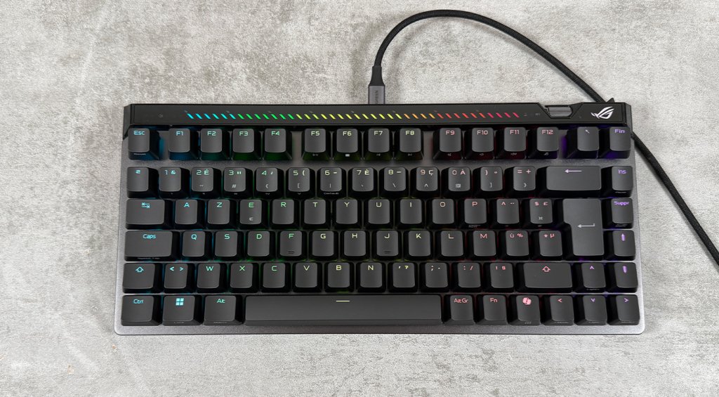 test du Asus rog falchion ace 75 he