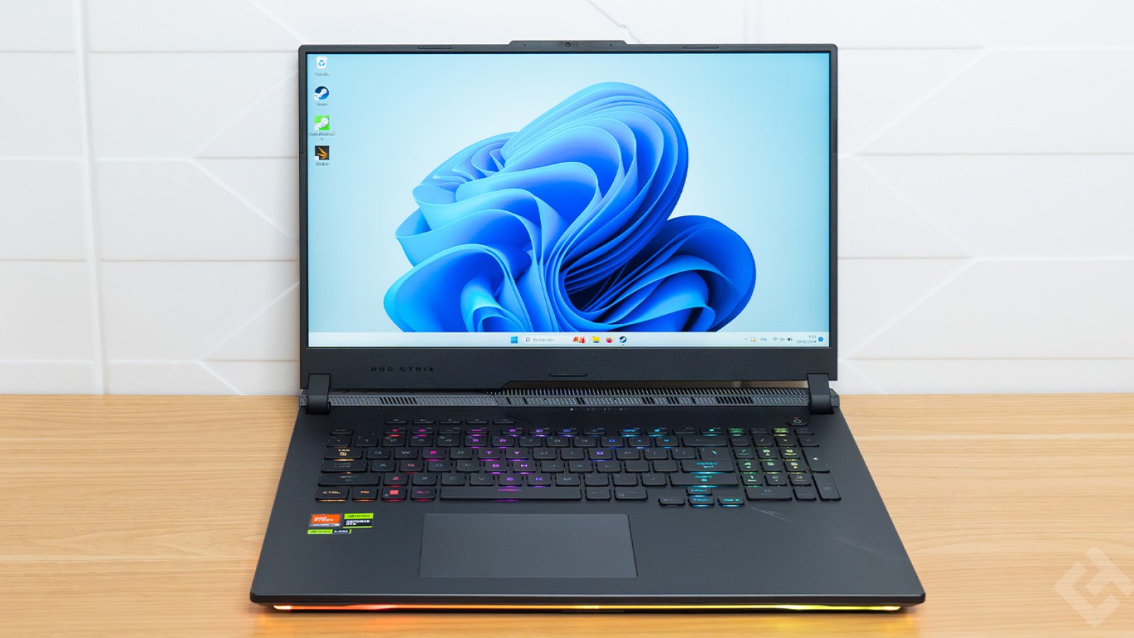 Test Asus ROG Strix Scar 17 G733 PY : Un PC performant avec une ...