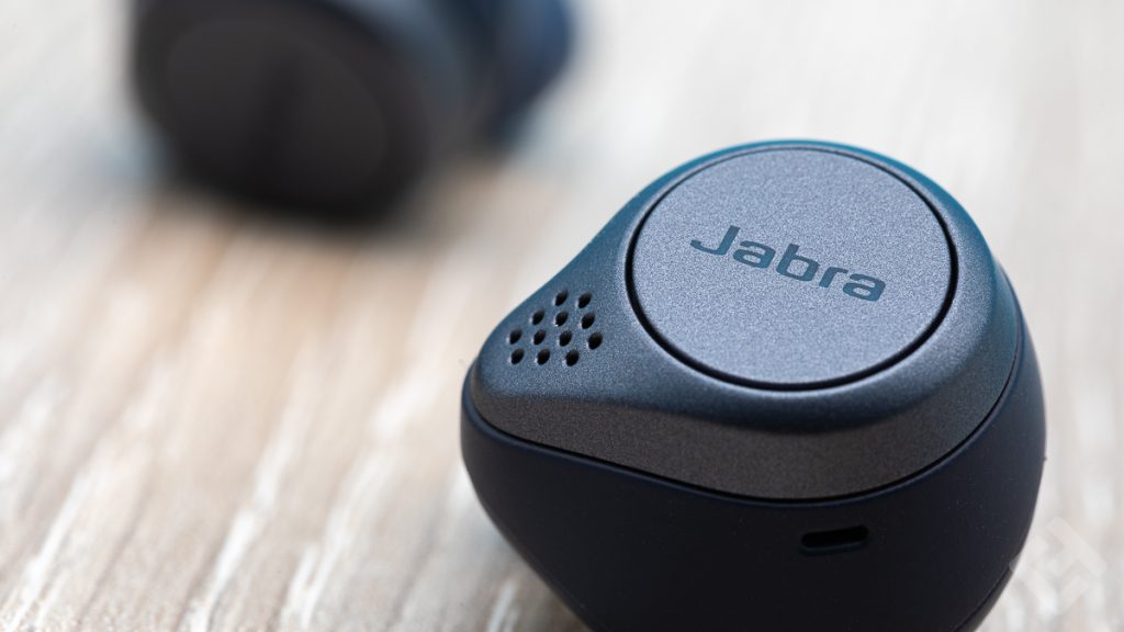 Jabra Elite Active 75T - Bouton physique