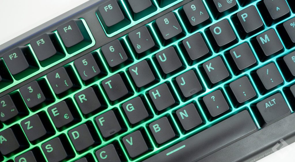Test SteelSeries Apex 3 TKL Avis