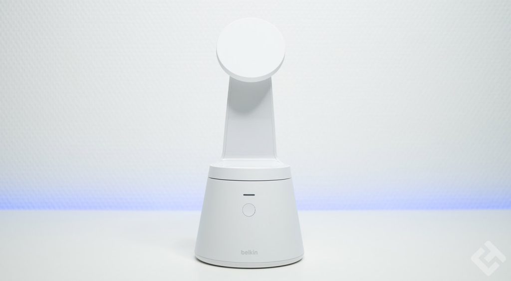 Belkin face tracking magnetic mont design