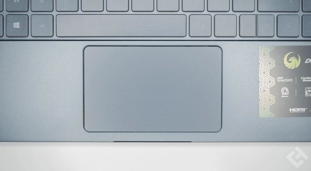  MSI Delta 15 trackpad