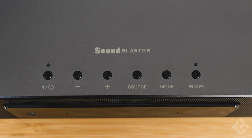Boutons de contrôle de la SoundBlaster Katana V2x