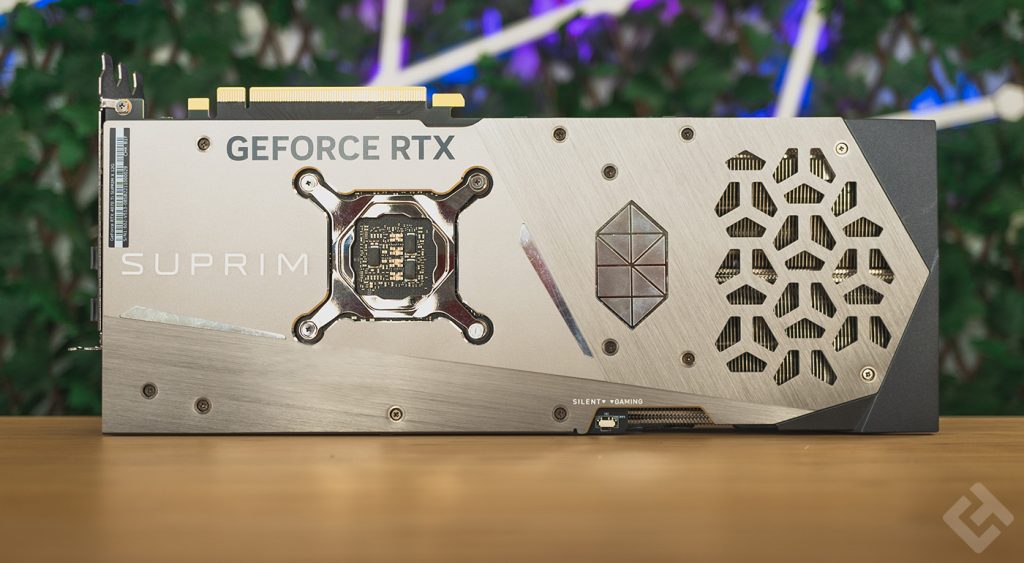 Backplate de la MSI GeForce RTX 4070 Ti Suprim X
