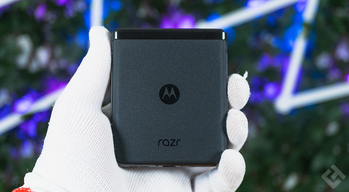 Dos Motorola Razr 40 Ultra