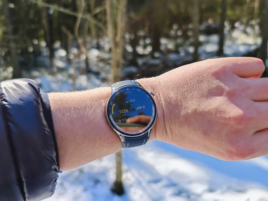 OnePlus Watch 2 Nordic Blue Edition 3 920x690