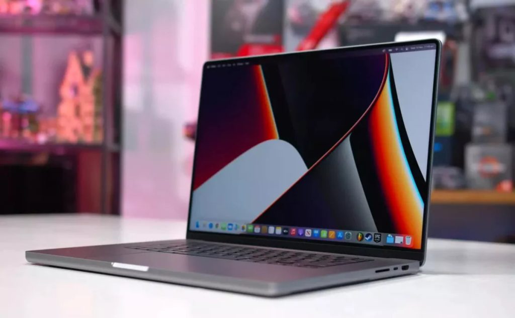 macbookpro oled sans encoche