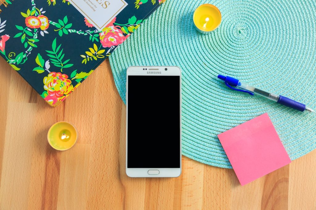 découvrez quels smartphones samsung sont éligibles à la mise à jour android 15. informez-vous sur les fonctionnalités et améliorations à venir pour profiter pleinement de votre appareil samsung.