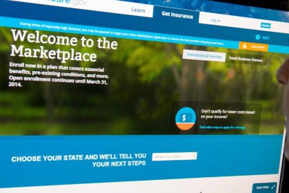 Données santé américains : portail HealthCare.gov affiché sur écran d'ordinateur