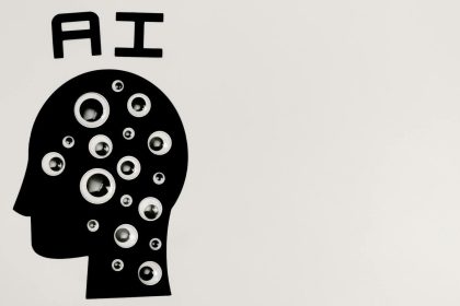 Intelligence artificielle Anthropic, silhouette tête humaine avec mention AI