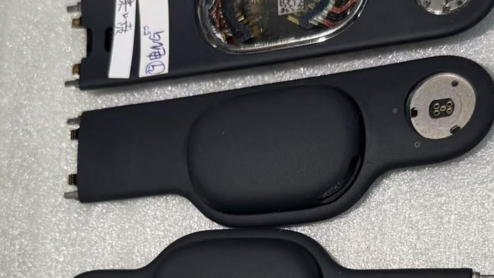 Apple Vision Pro noir : de nouvelles pièces fuient et confirment le projet