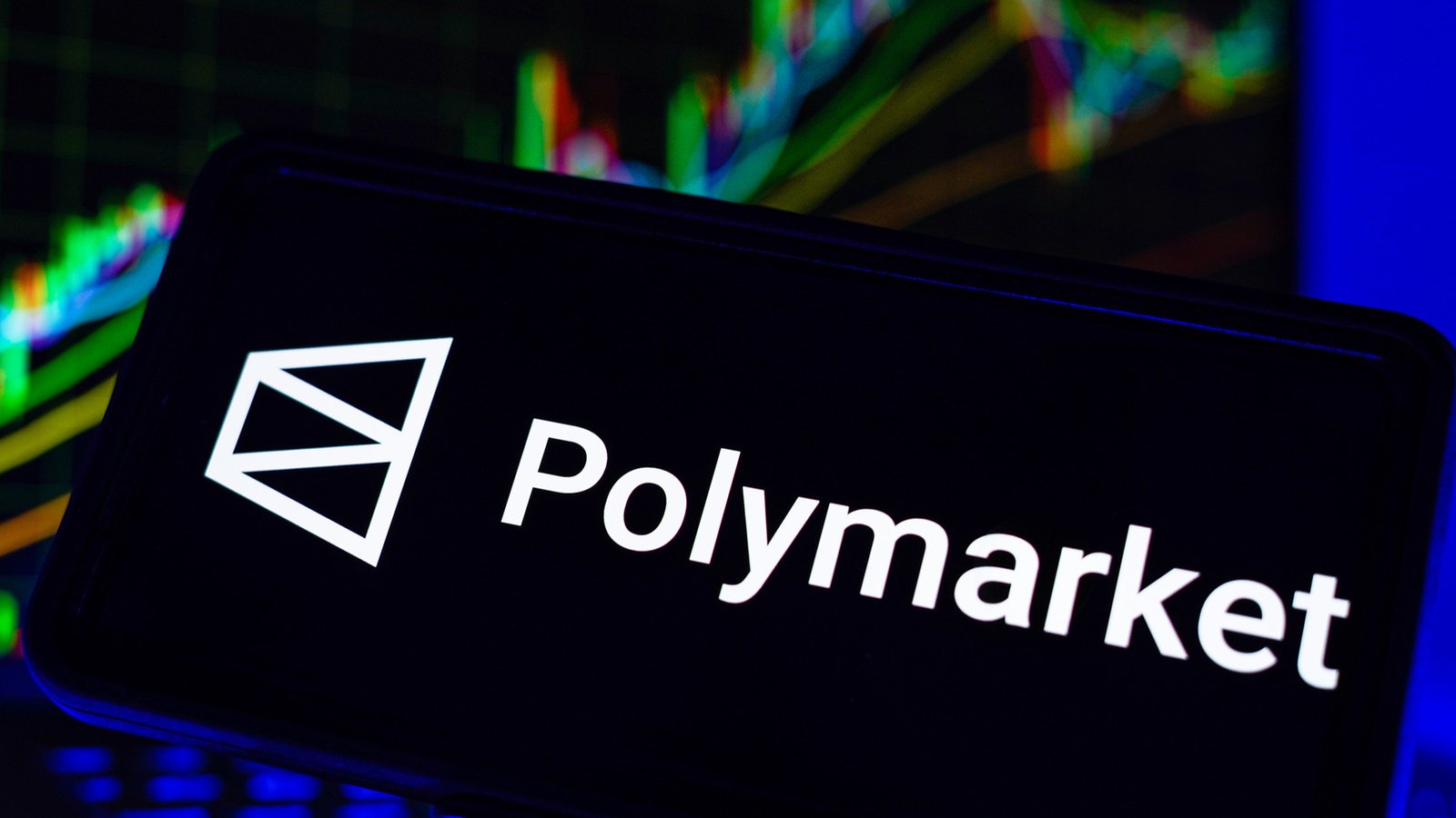 Un employé Google accusé d'avoir gagné 1 million via des paris sur Polymarket