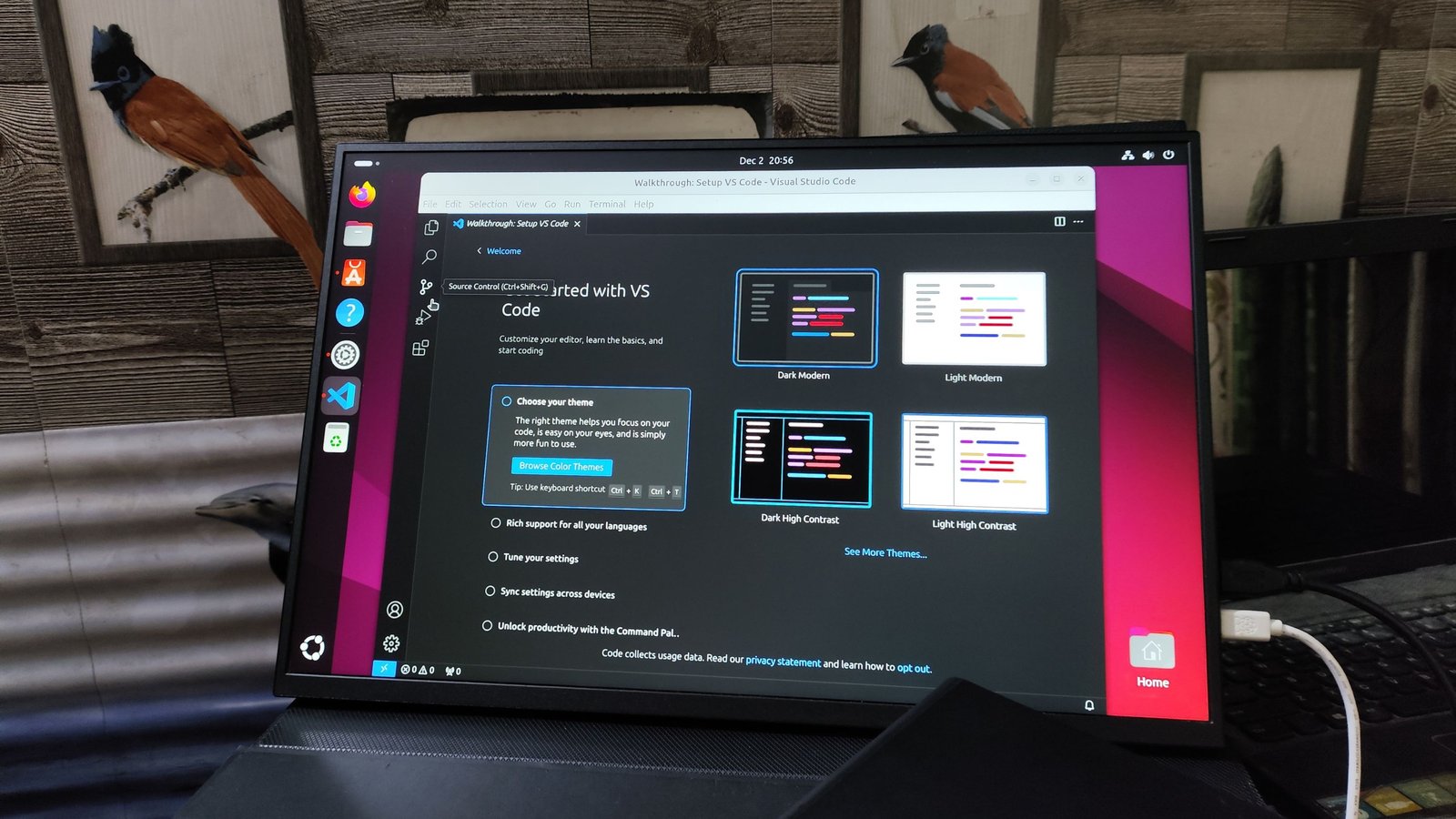 Extension VS Code interface de bienvenue sur laptop Ubuntu Linux
