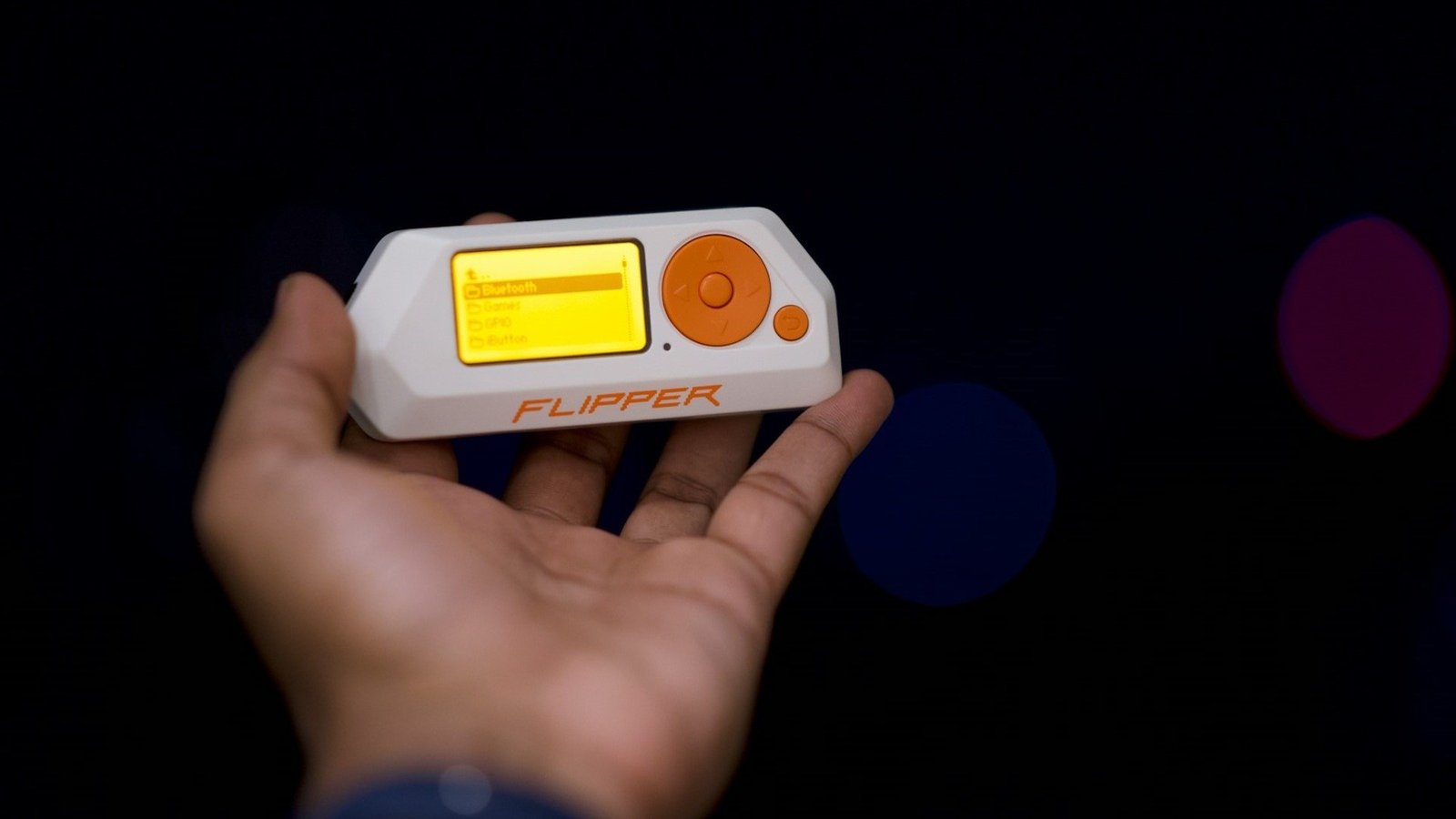 Avec le Flipper Zero, pirater les étiquettes numériques de prix est très facile