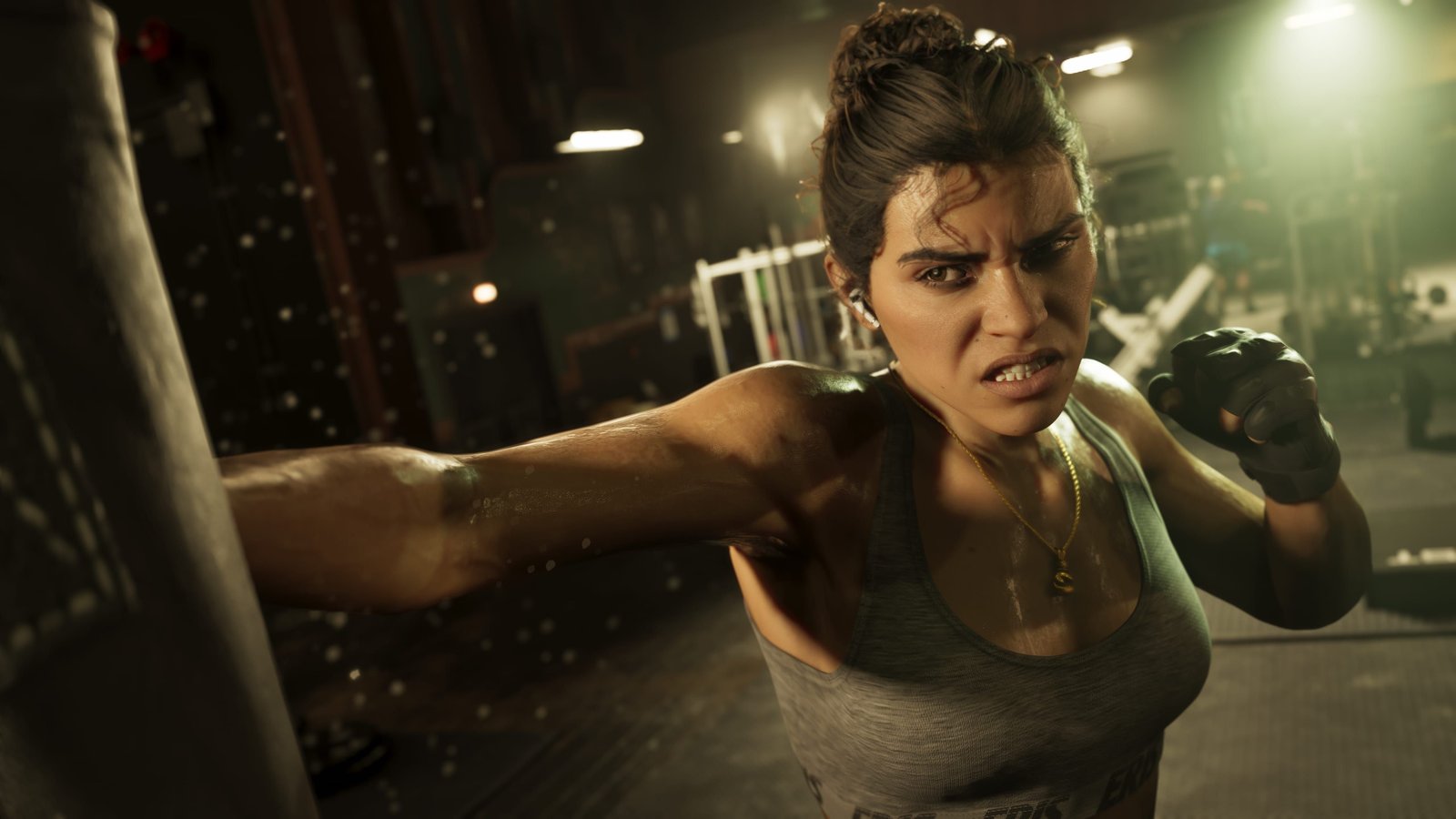 GTA 6 personnage féminin dans une salle de boxe, capture console