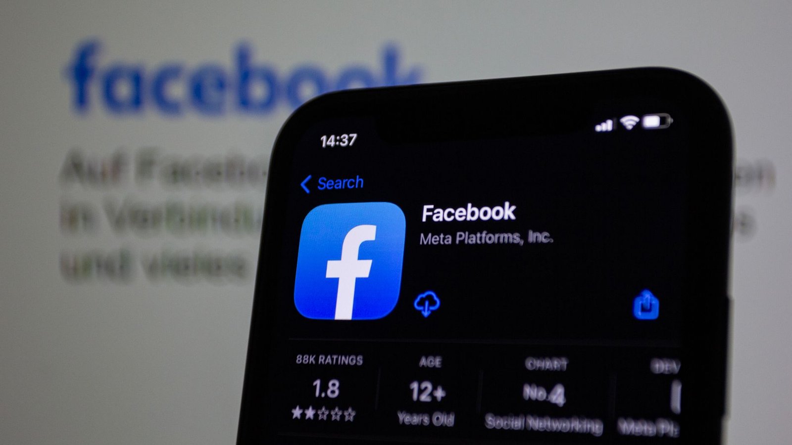 Abonnement Meta Facebook app store sur smartphone