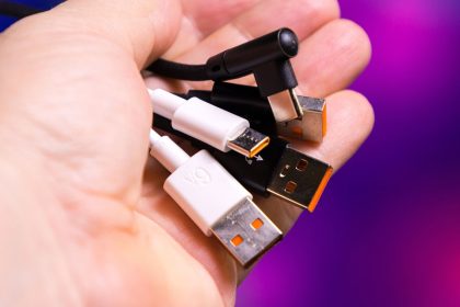 Pourquoi l'USB-C n'a jamais adopté le code couleur qui aide tant sur l'USB-A