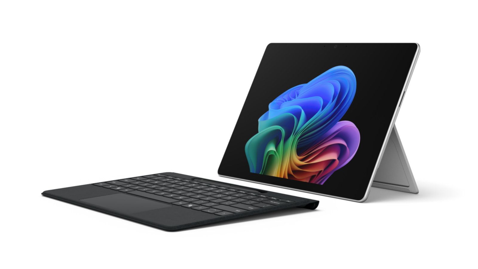 Surface Pro Microsoft avec clavier noir et écran Windows 11, vue de côté
