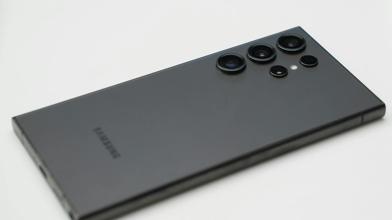 Samsung Galaxy S Ultra dos quadruple capteur coloris noir anthracite
