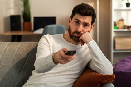 Vous avez payé votre TV plein pot, elle vous bombarde de pubs en retour